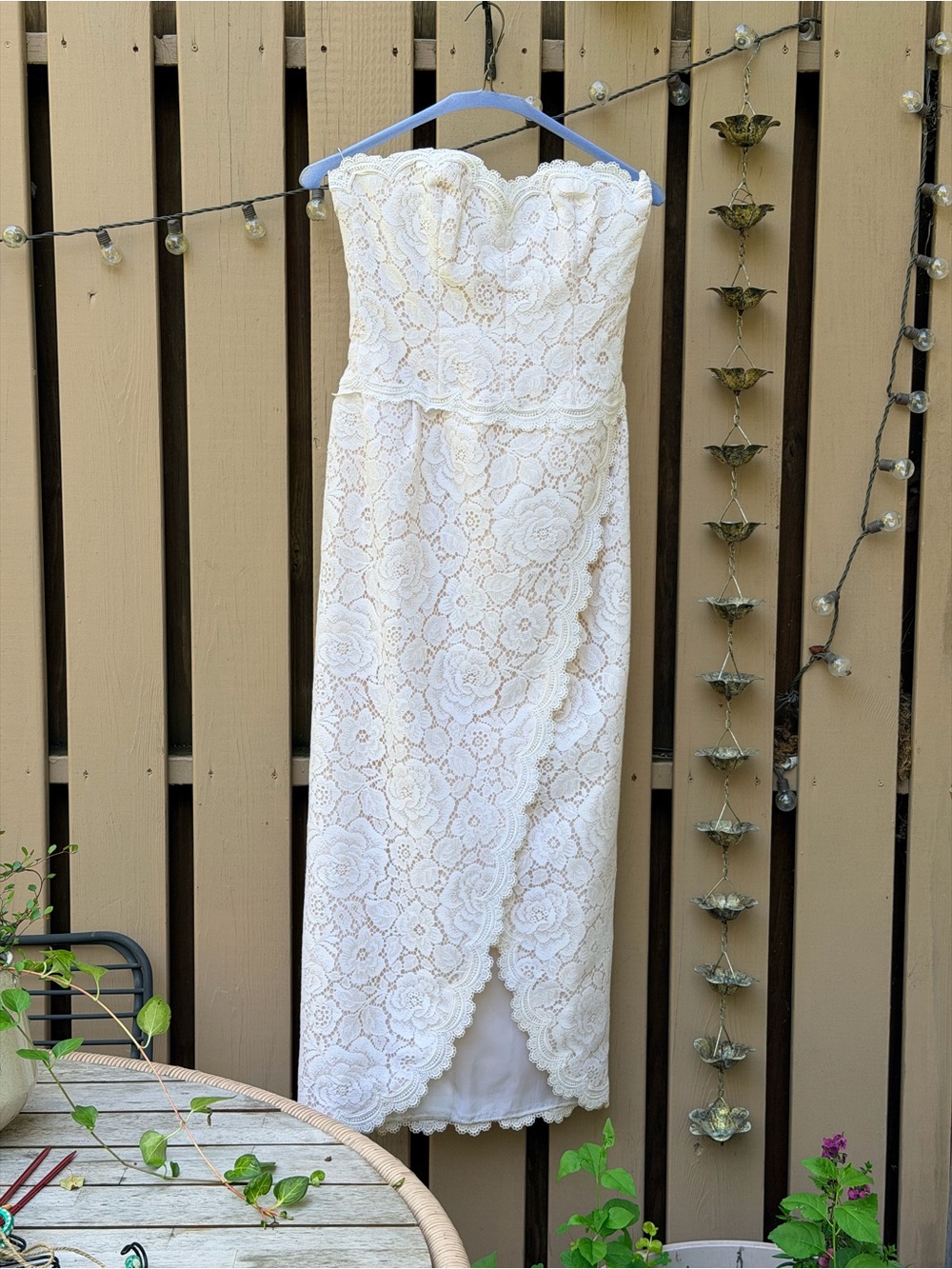 Vintage Victor Costa Cream Lace Strapless Dress